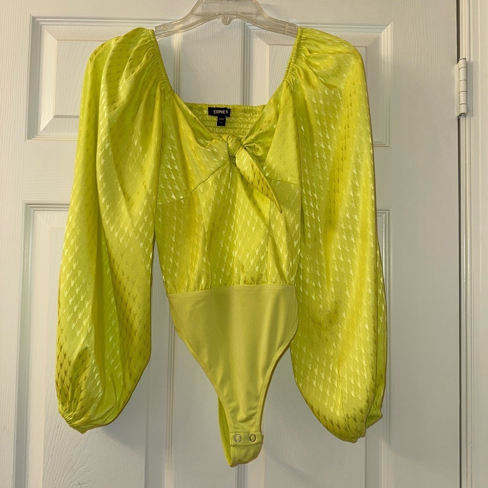 Express Neon Green-ish Yellow Satin Jacquard Balloon Sleeve Bodysuit! - Picture 2 of 5